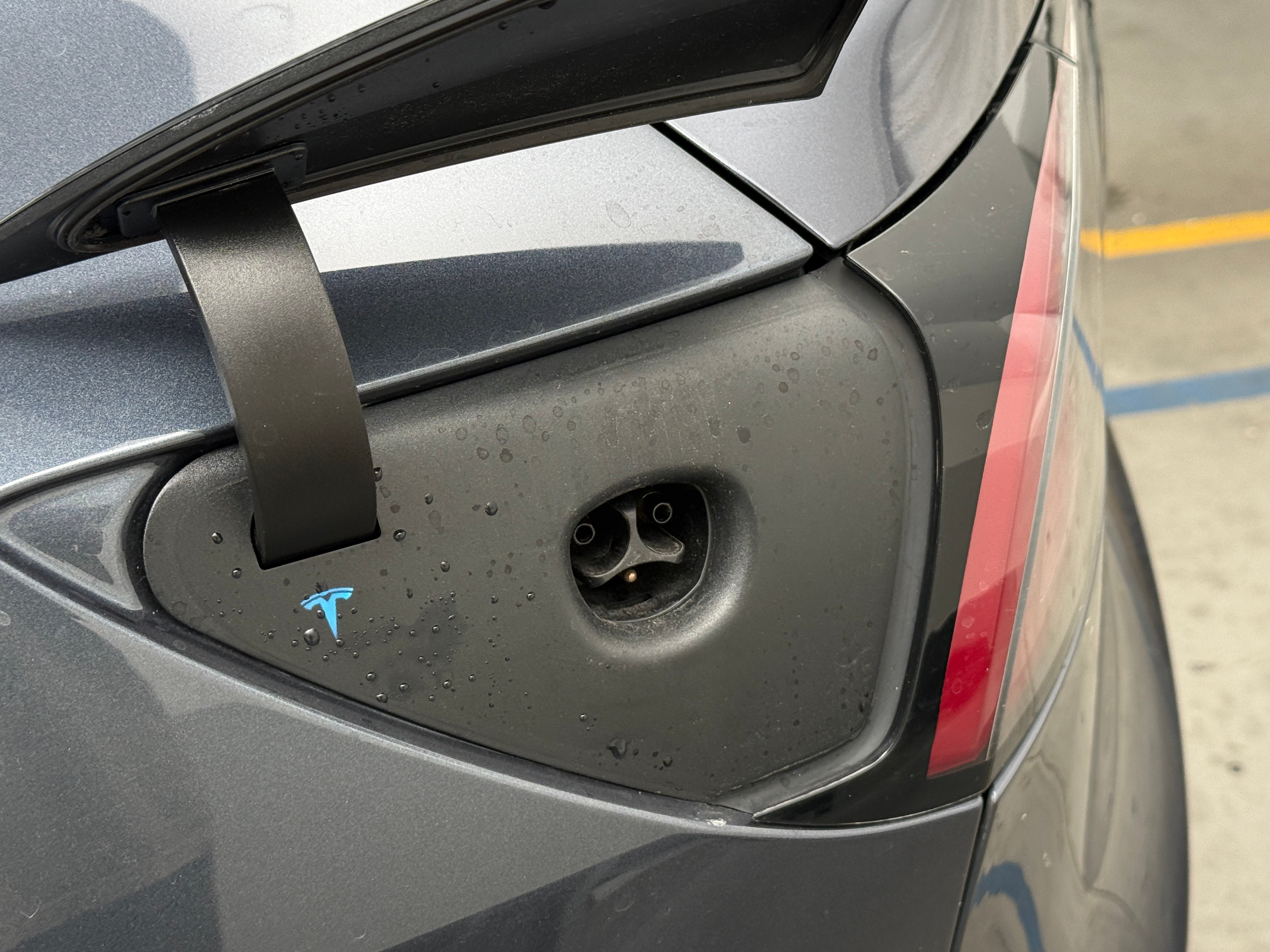 tesla model 3 2020 5YJ3E1EA7LF644056 image tesla model 3 2020 5YJ3E1EA7LF644056 image